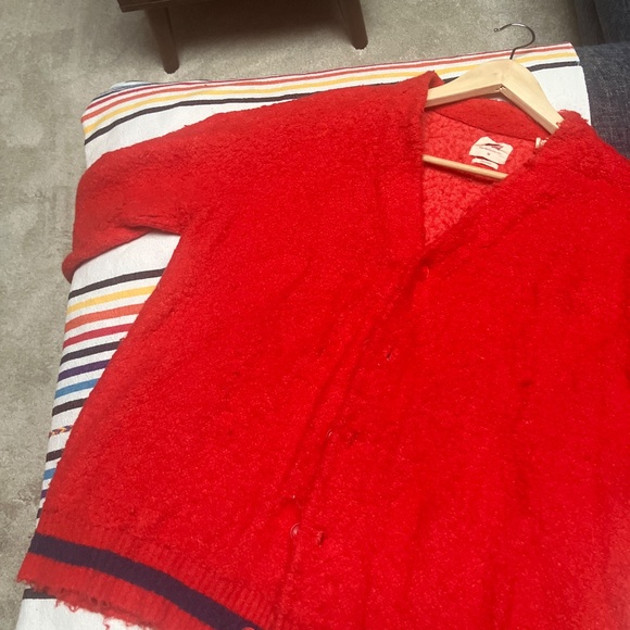 Red Levi cardigan - Picture 1 of 6
